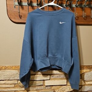 Nike Boxy Oversized Crew Neck Size Small